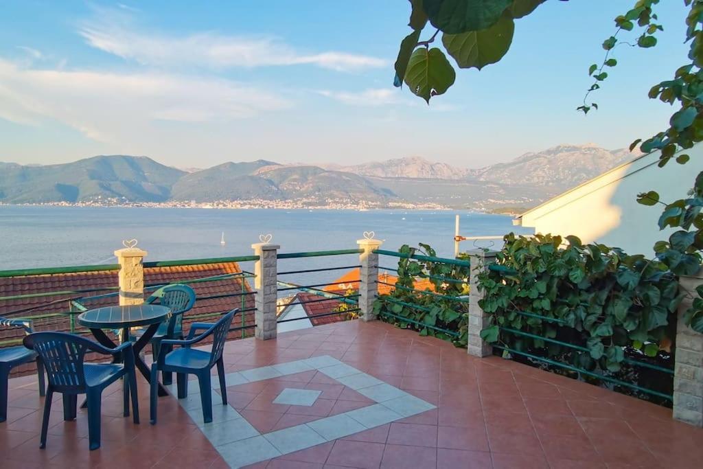 With Panoramic Terrace Krasići