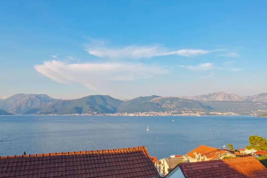 Apartment With Panoramic Terrace Krasići